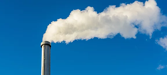 Distance measurements or position enquiries in waste utilisation/incineration plants